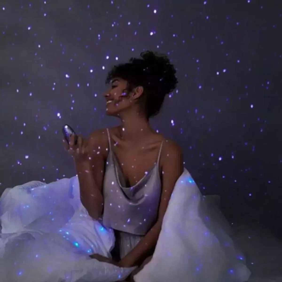 Sugador de Clitóris Pulse Galaxie com Projetor de Luz - Svakom - Imagem 9